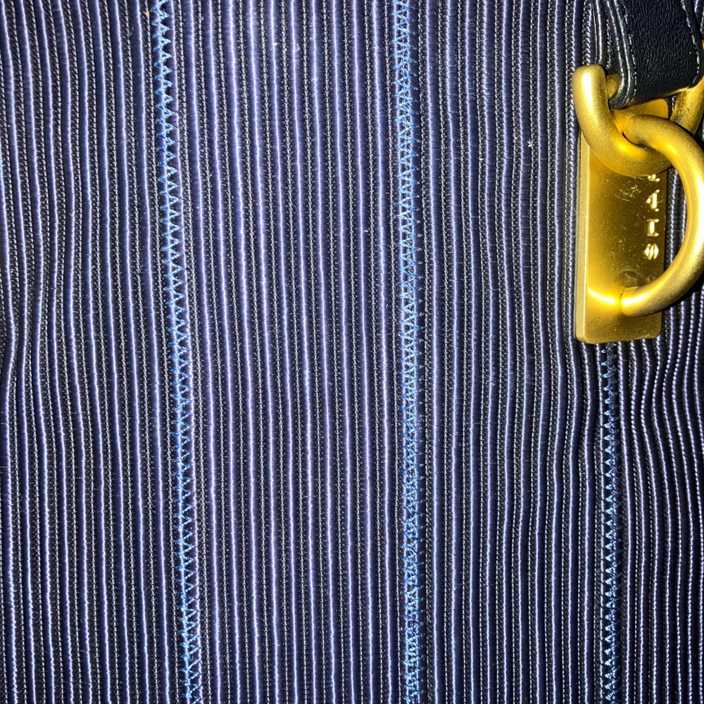 Gorgeous , new leather Americana shoulder bag. - Picture 3 of 4